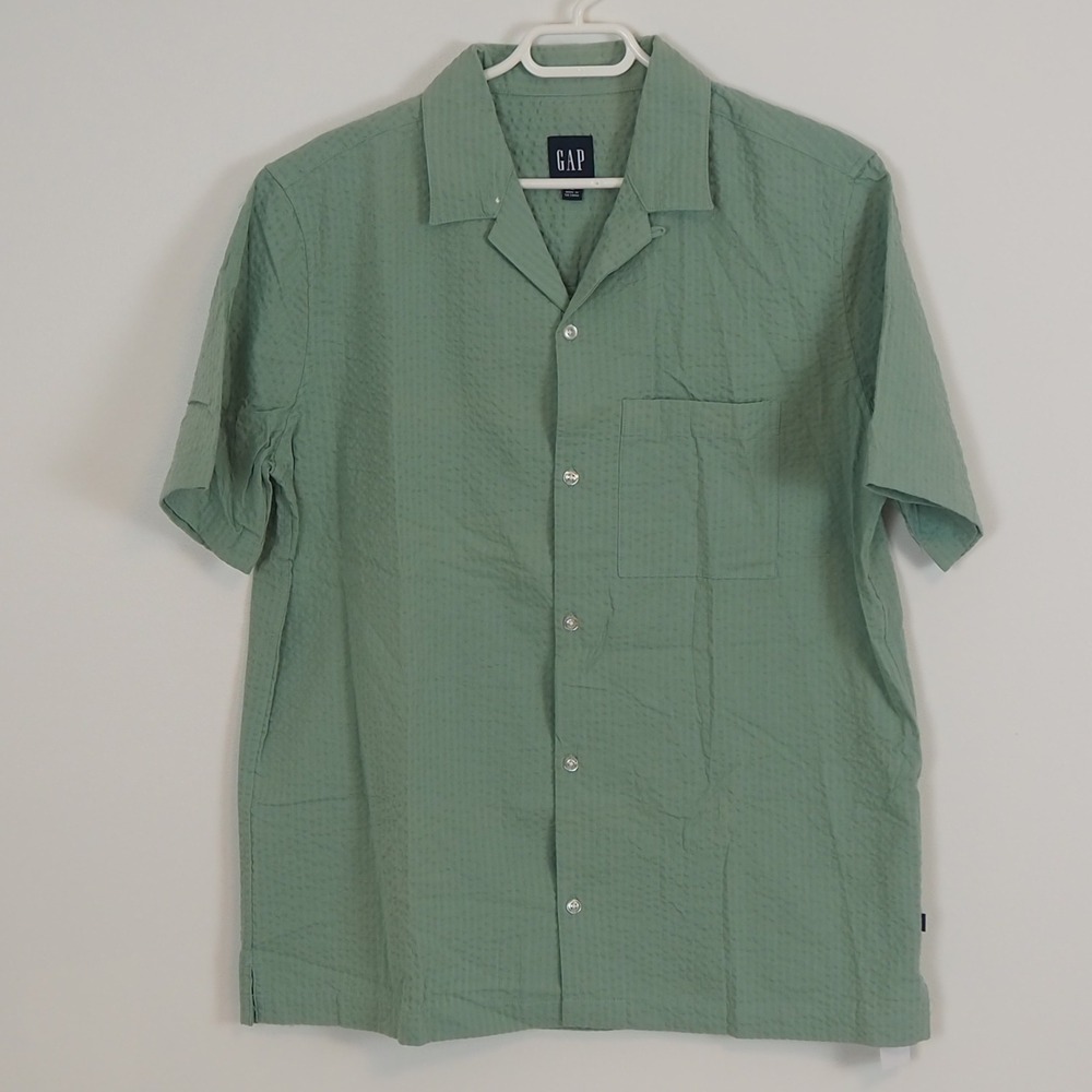 GAP Men's‎ Seersucker Textured Short Sleeve Button Up Camp Shirt Medium Resort